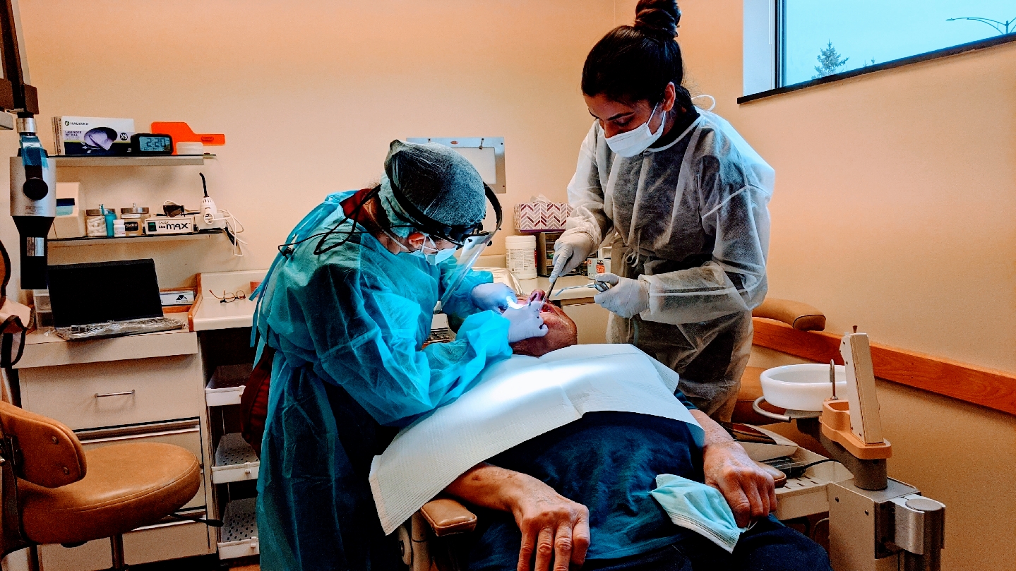 Glowing Smiles Dental - Dr Kulbir (Nikki) Jassal in Troy