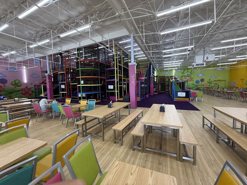 Kids Empire Troy — photo