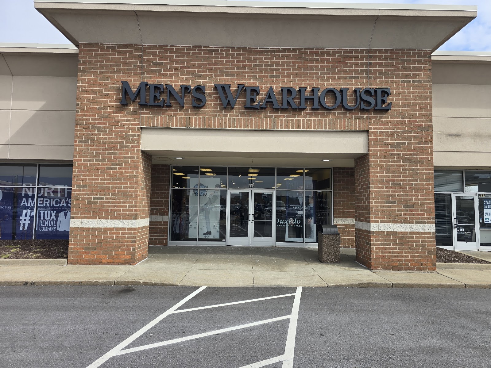 Men's Wearhouse in Troy