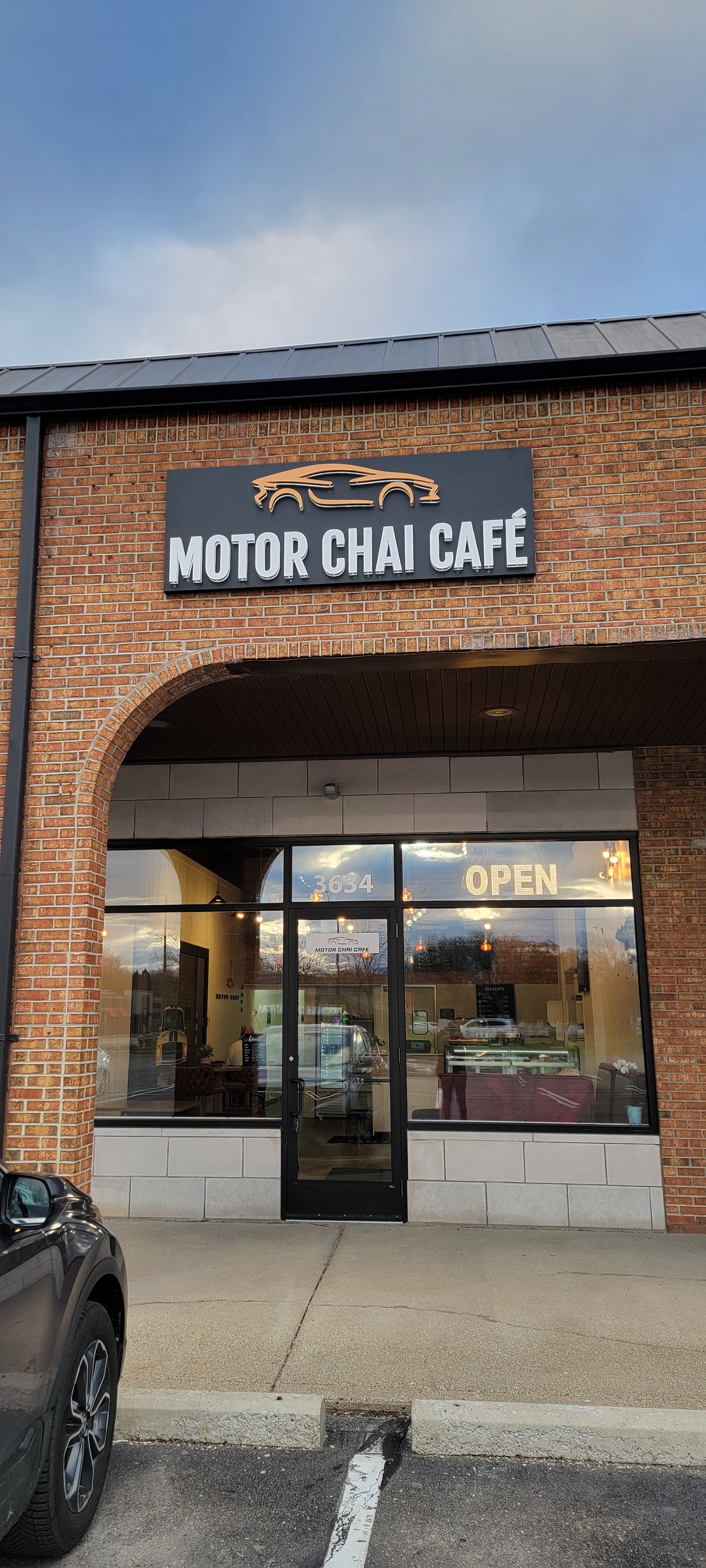 Motor Chai Cafe — photo