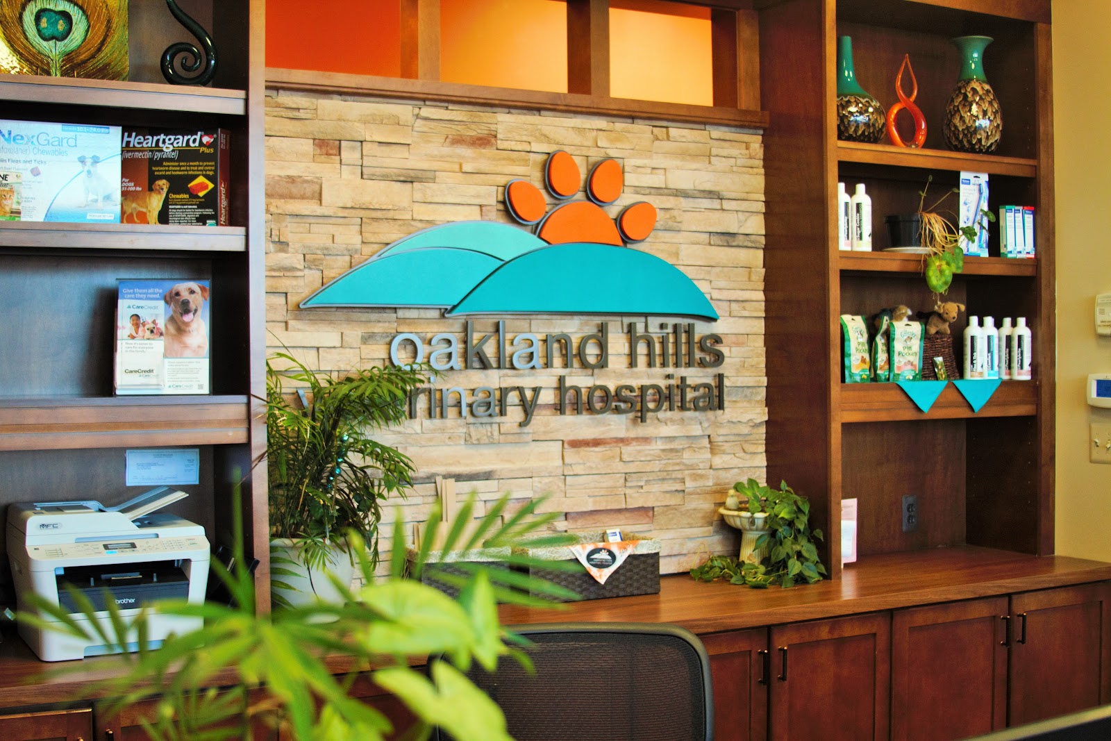 Oakland Hills Veterinary Hospital — photo