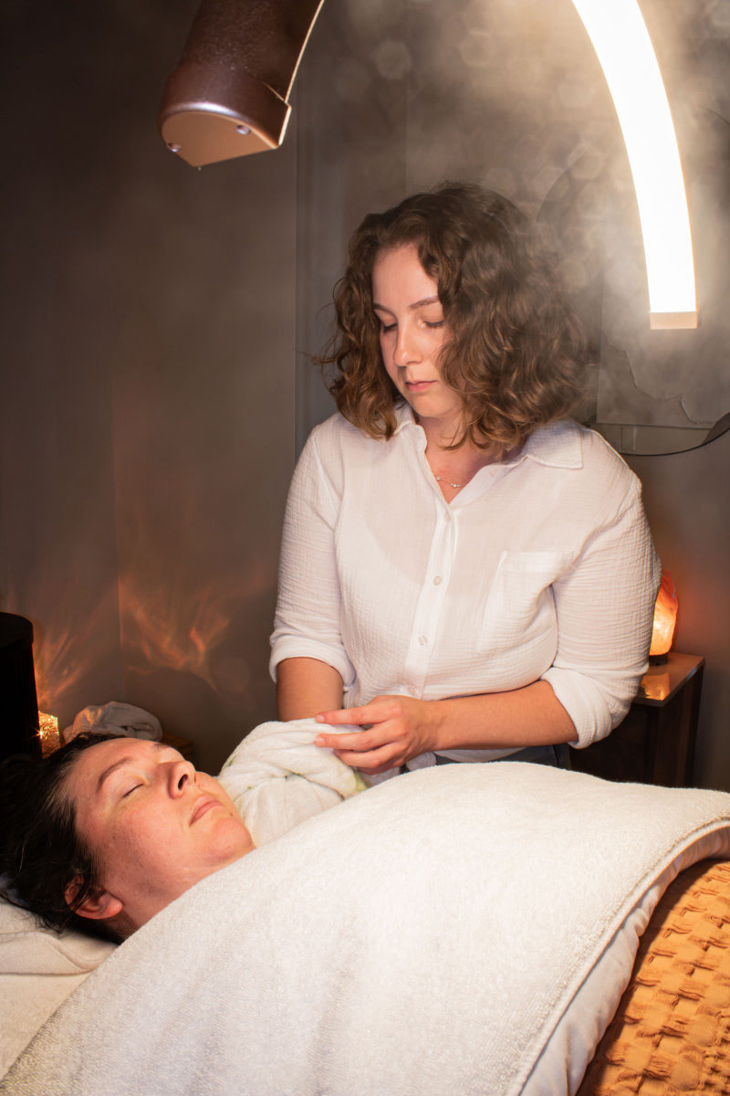 Sona Esthetics in Troy